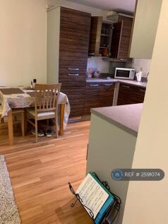 Open Plan Kitchen 