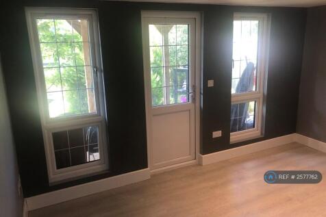 Summer House Office 