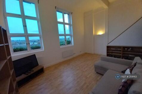 Living Room 4