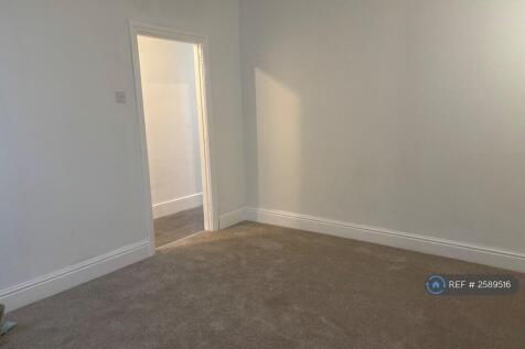 Front Lounge 