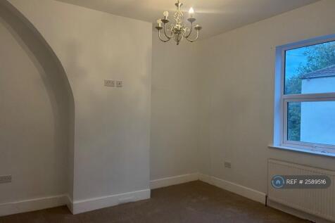 Front Bedroom