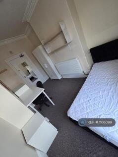 Bedroom 3 Angle 2