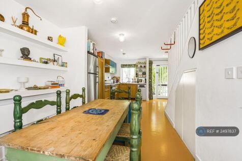 Ground Floor Living/Dining Area
