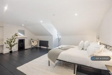 King Bedroom 