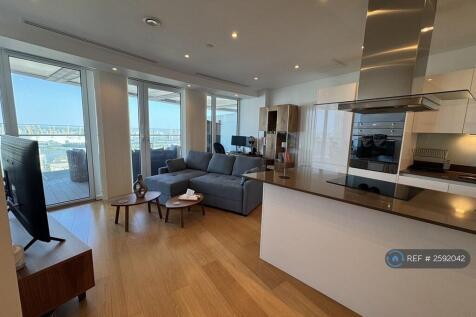 Living Area &amp; Open Plan Kitchen