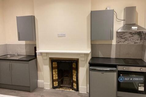 Studio 6 - Available Now £800