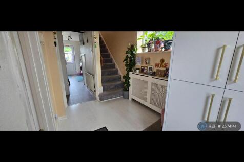 Hallway/Entrance