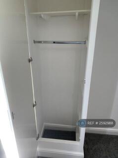 Bedroom 3 - Fitted Wardrobe