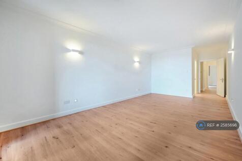 Lounge/Living Room