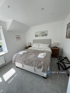 Master Bed Angle 3