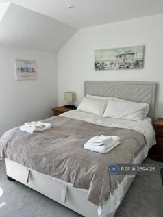 Master Bed Angle 4