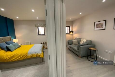 Bedroom &amp; Living Room