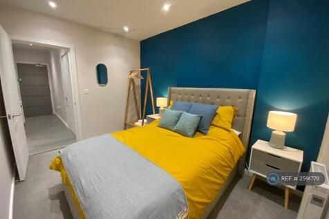 Bedroom &amp; Hallway