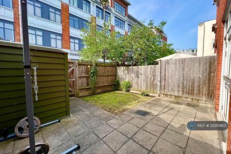 Property Image 11