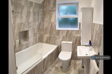 Master Ensuite Bathroom
