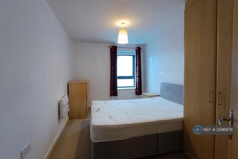 Bedroom 2a (Ensuite)