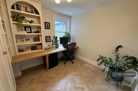 First Floor Bedroom 2 (Currently Office)