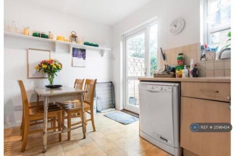 Dining Space In The Kitchen