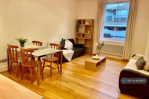 Open Plan Lounge/Kitchen