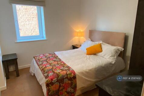Double Bedroom 2