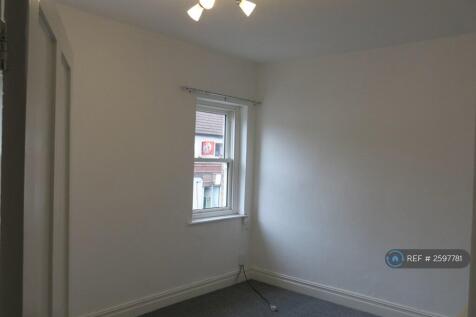 Living Room 4