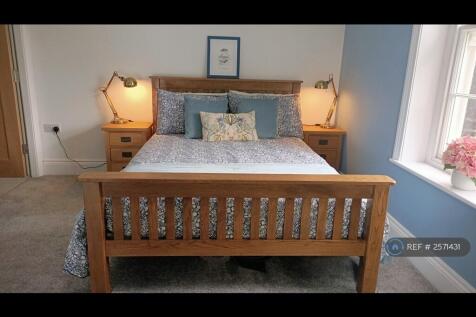 Bedroom1, View 3