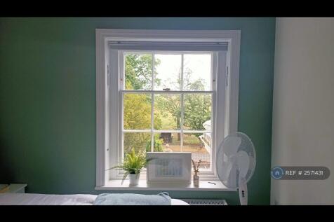 Bedroom 2, View 5