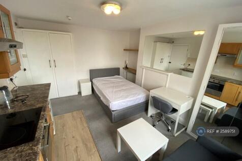 Flat 5 