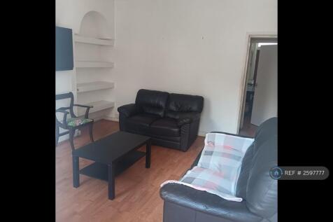 Lounge b