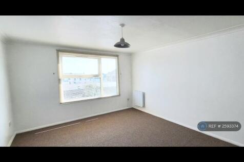Large Living / Dining Room - Sea Glimpse
