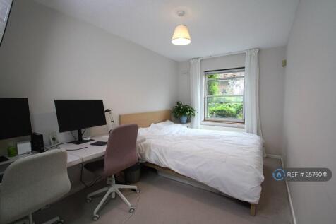 Small Double Bedroom
