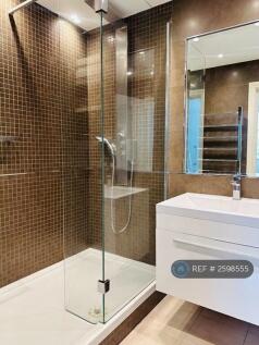 En Suite Bathroom