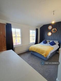 Bedroom 1 - Double