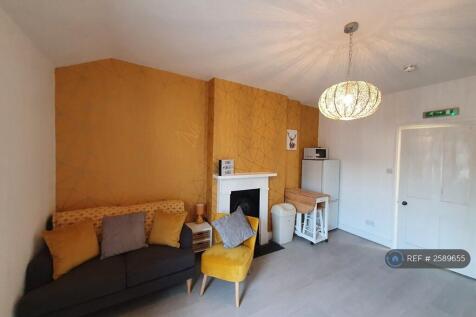 Shared Lounge/Kitchen/Diner