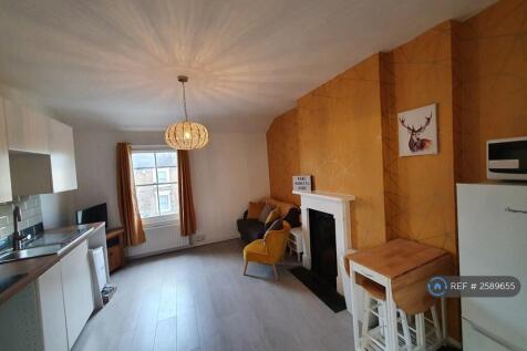 Shared Lounge/Kitchen/Diner