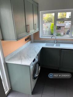 Newly Refurbished Kitchen 