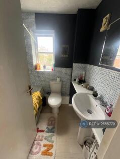 Bathroom - Prior 