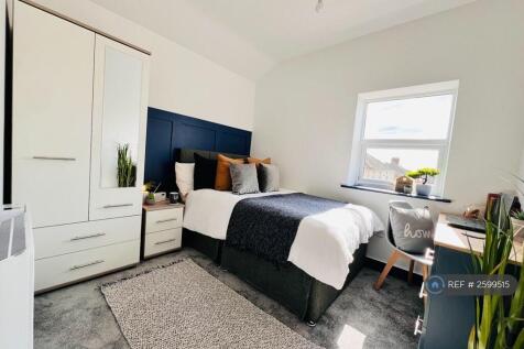 Bedroom 6 Ensuite Double Room