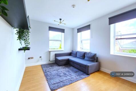 Living Room / Sofa-Bed