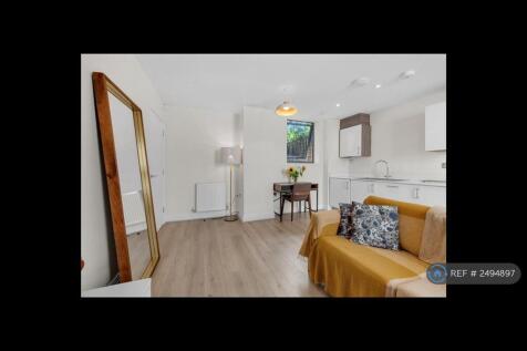 Kitchen / Living Room