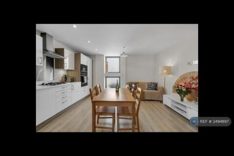 Kitchen / Living Room