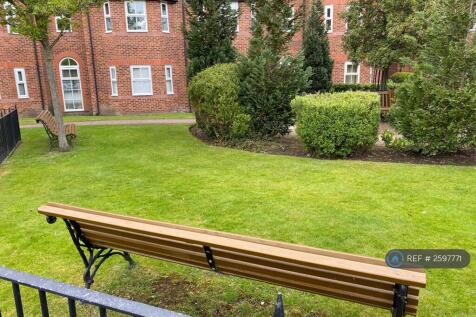 Communal Gardens 