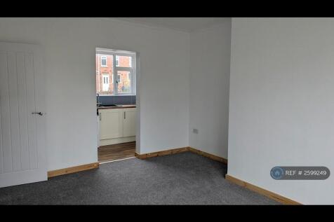 Lounge Towards Kitchen