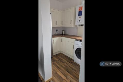 Kitchen - Space For Fridge And Washing Machine