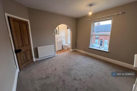 Front / Master Bedroom