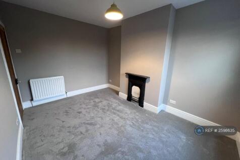 Rear Bedroom