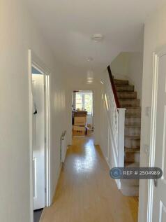 Entrance And Hallway
