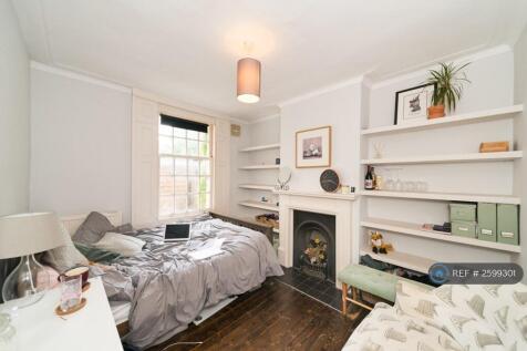 Downstairs Bedroom 2, Pic 1