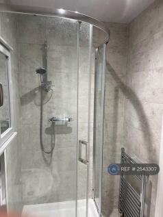Bedroom 1 - Ensuite