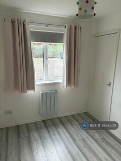 2nd Bedroom